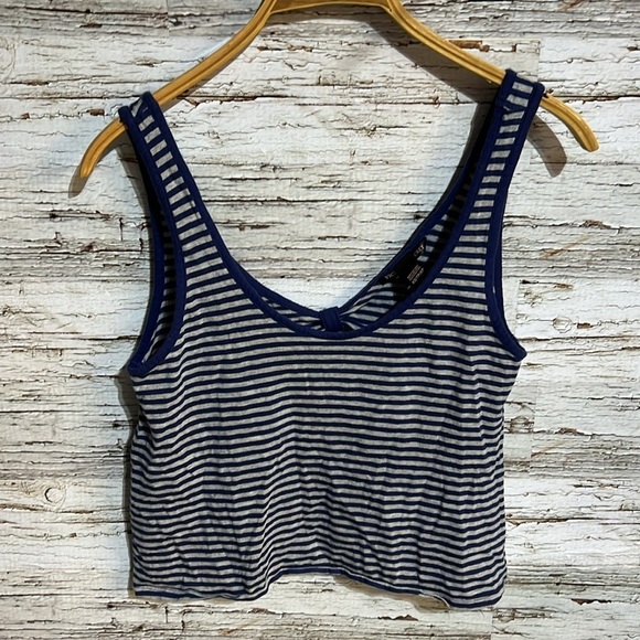 Victorias Secret crop top open back top  size XS - Picture 2 of 9